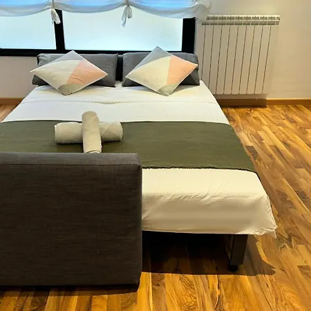 Anna Apartment